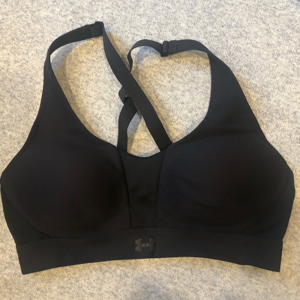 Under Armour sports bra size M